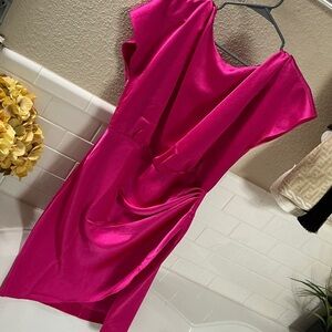 Trina Turk Gramercy Dress in hot pink Fuchsia . NEW with tags
